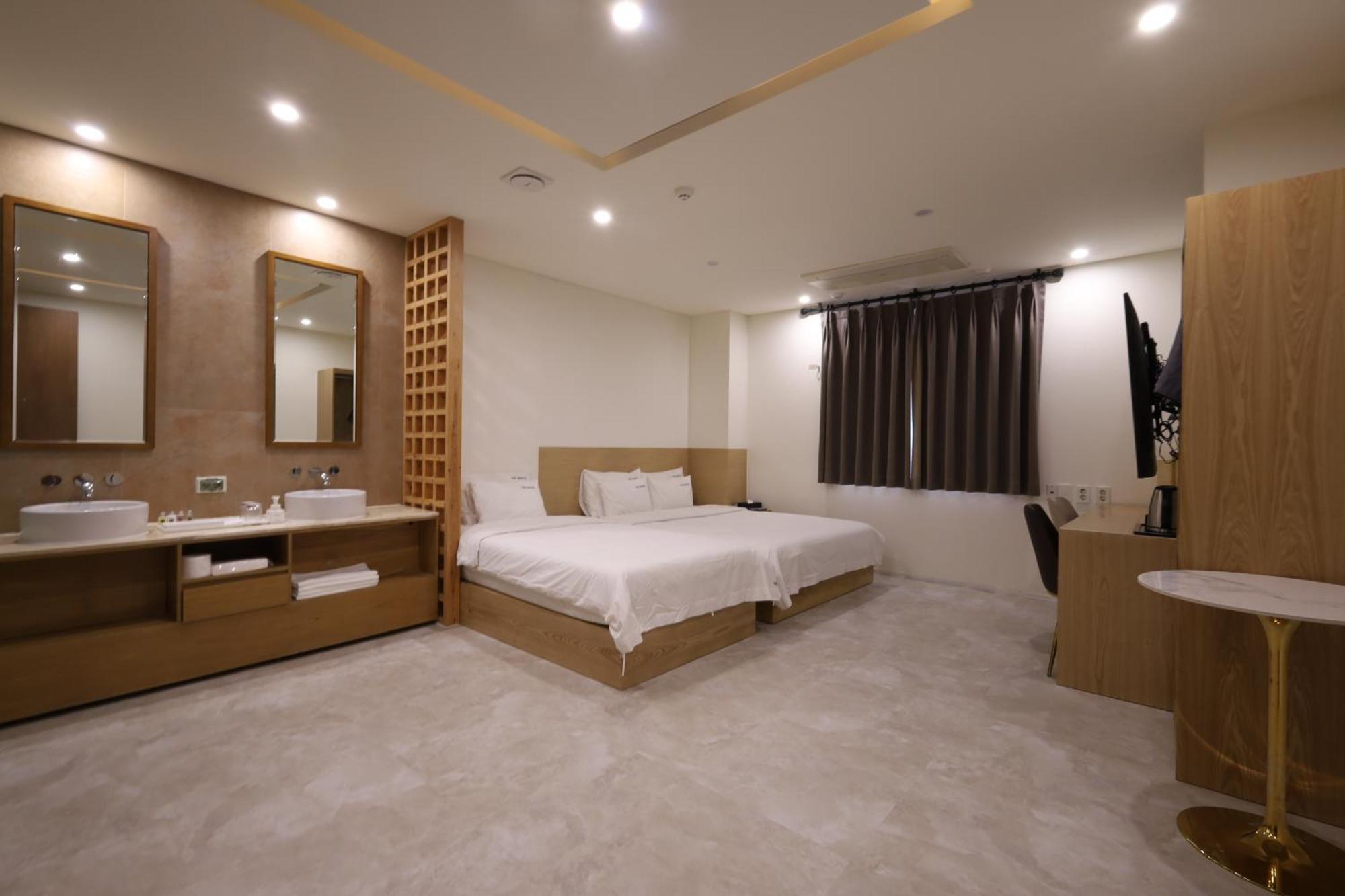 Trt Hotel Busan Exterior foto